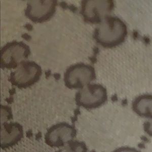 Meet your Posher, Charlotte